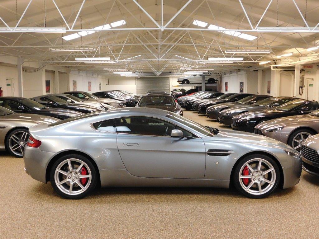 Aston Martin V8 Vantage For sale