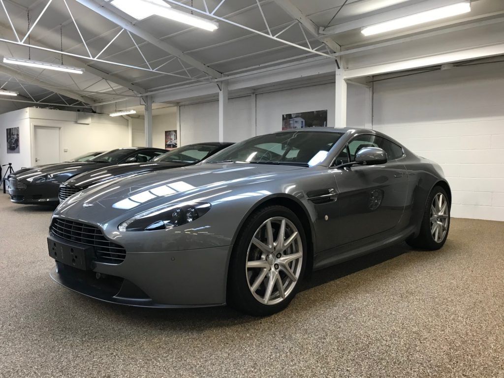 Used Aston Martin V8 Vantage For sale