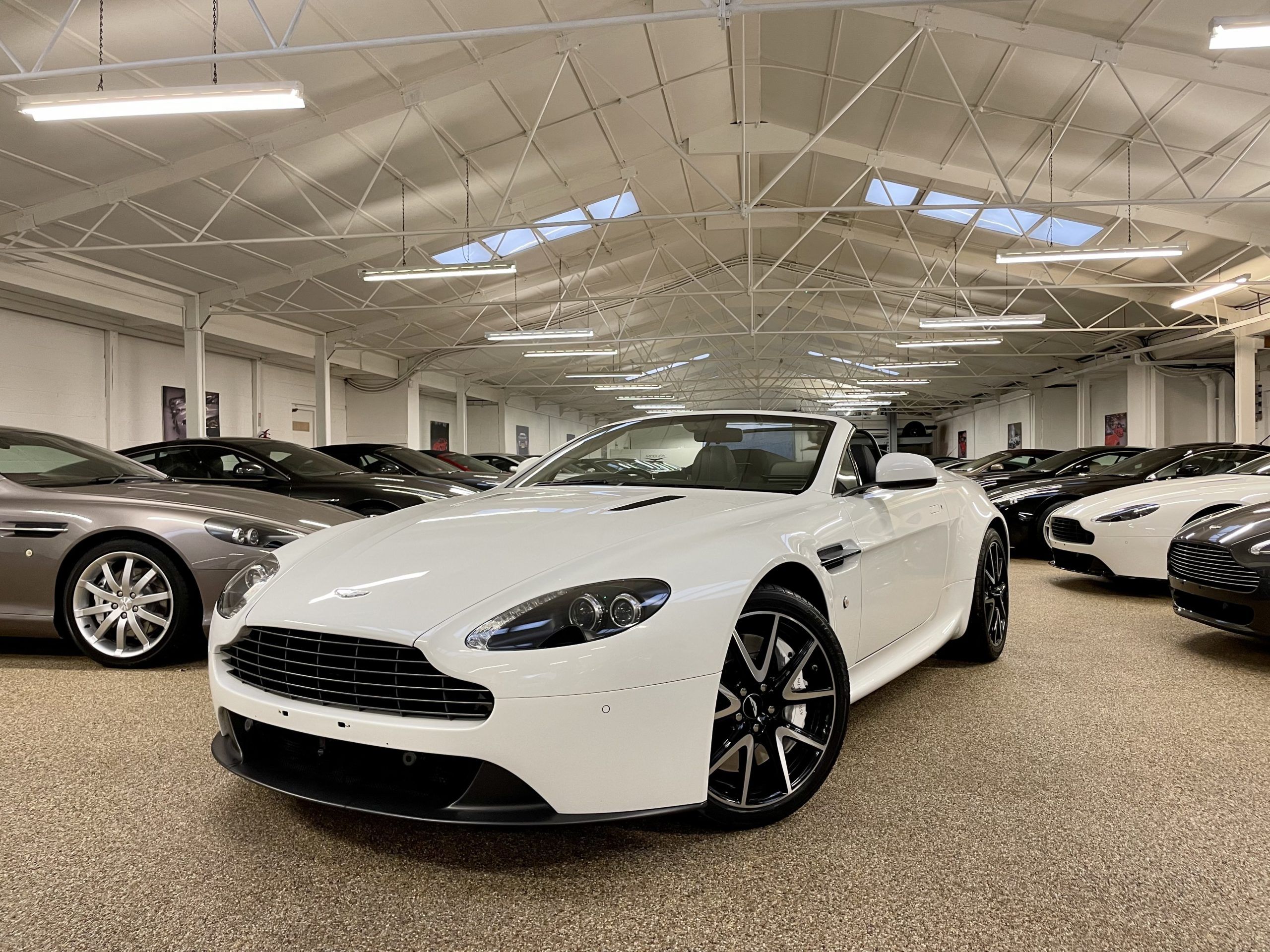 Used Aston martin Roadster for sale